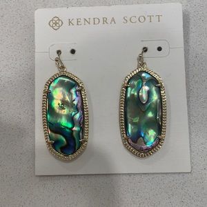 NWT Kendra Scott Elle Earrings